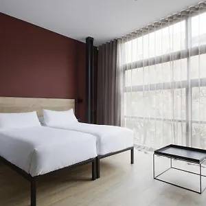 Aparthotel Allada 3*, Barcelona